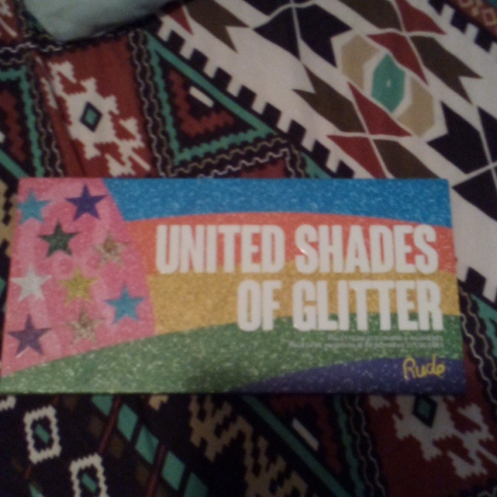 Eyeshadow palettes